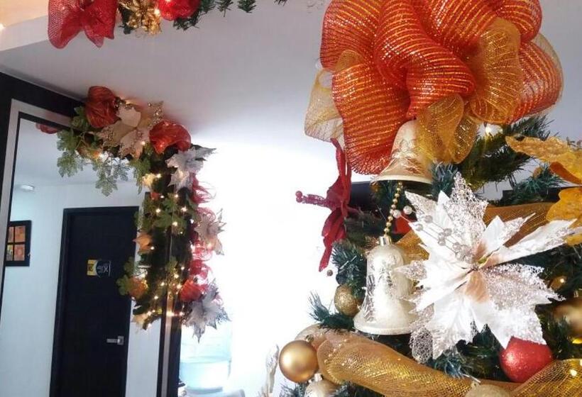 هتل Puerta De Luna