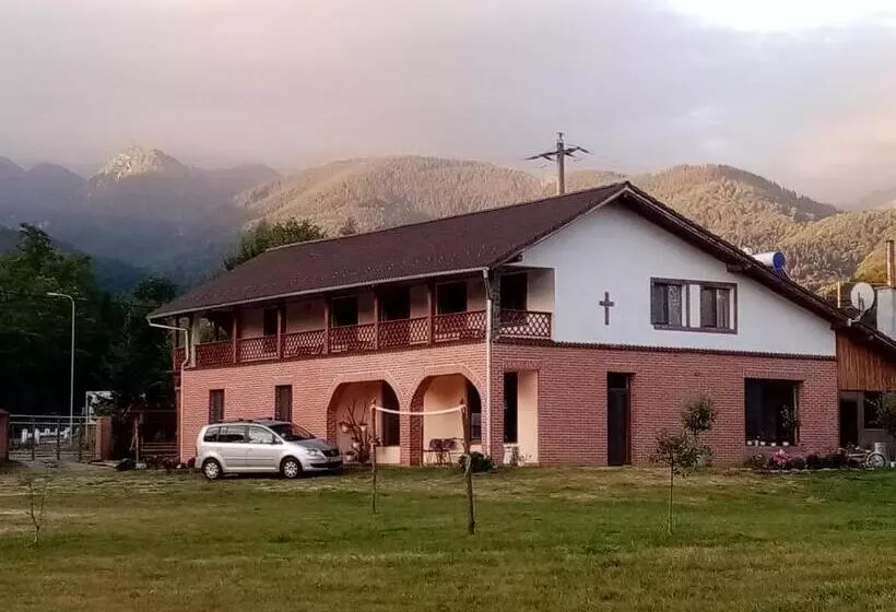 Pensiunea Dateș