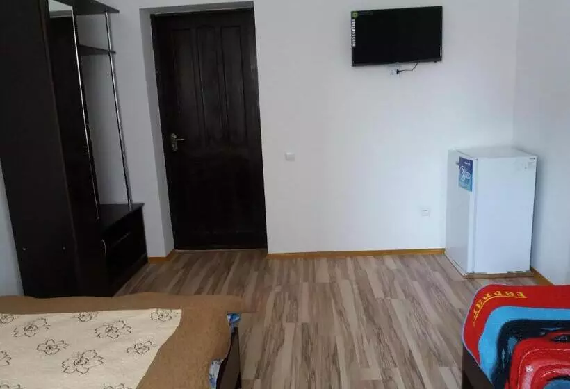 پانسیون Guest House Arbat