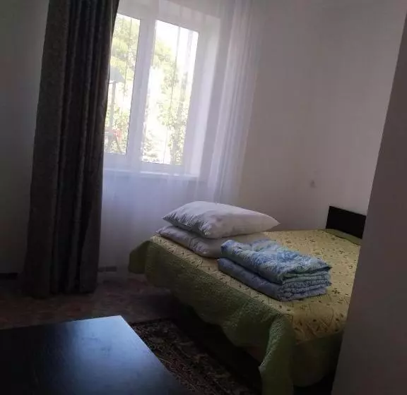 پانسیون Guest House Arbat