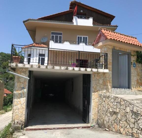 پانسیون Guesthouse Bellavista