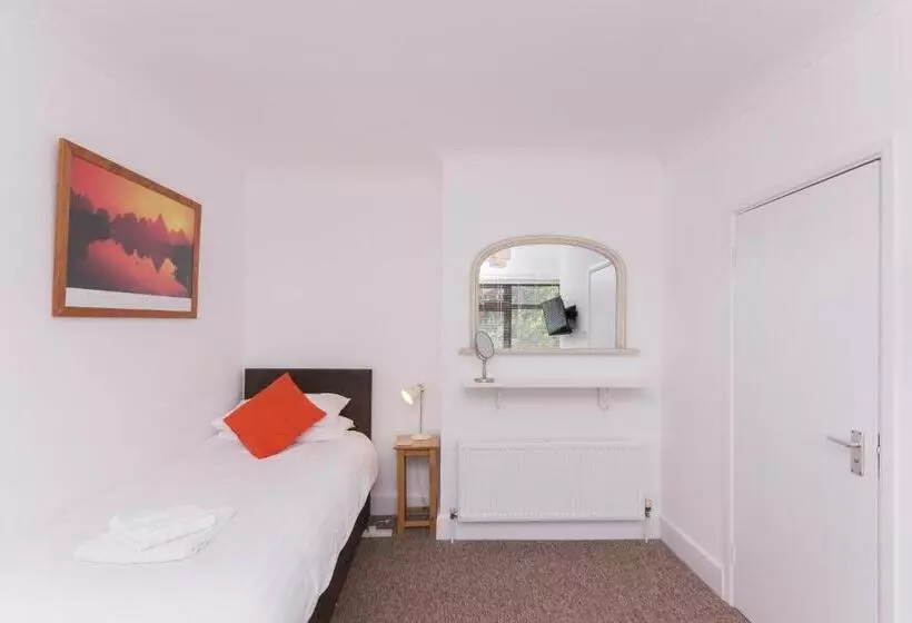 ペンション The Mariners Guest House