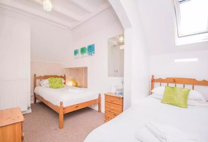 ペンション The Mariners Guest House