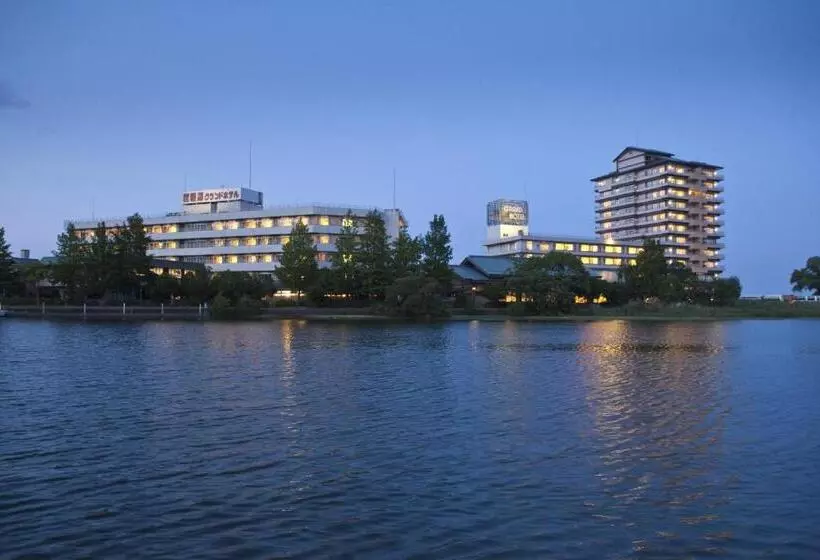 ریوکان 琵琶湖グランドホテル京近江
