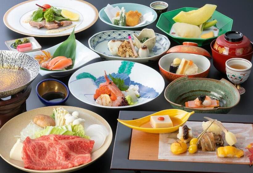 료칸 琵琶湖グランドホテル京近江