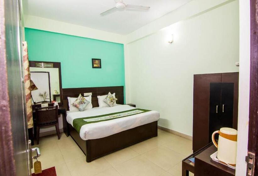 Super Hotel O Shantila Inn