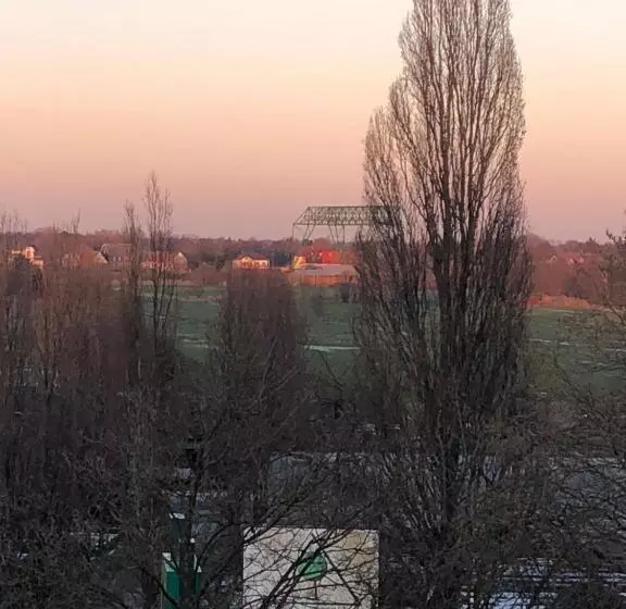 Zum Kreidesee, Kein Urlaubshotel !