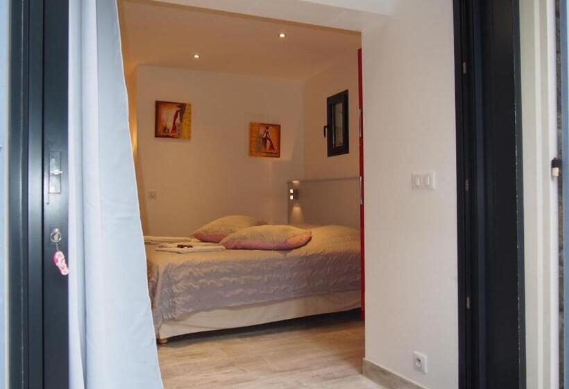 تختخواب و صبحانه Les Agaves