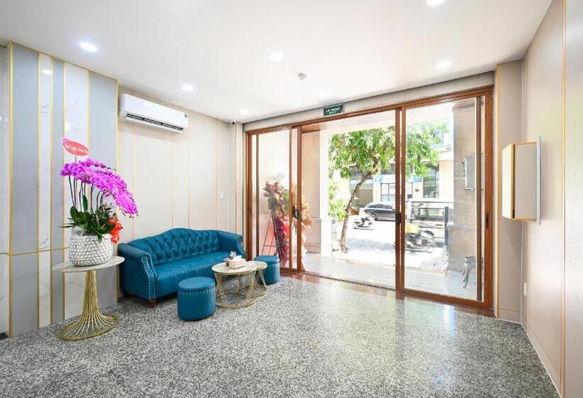 هتل Sunrise Airport