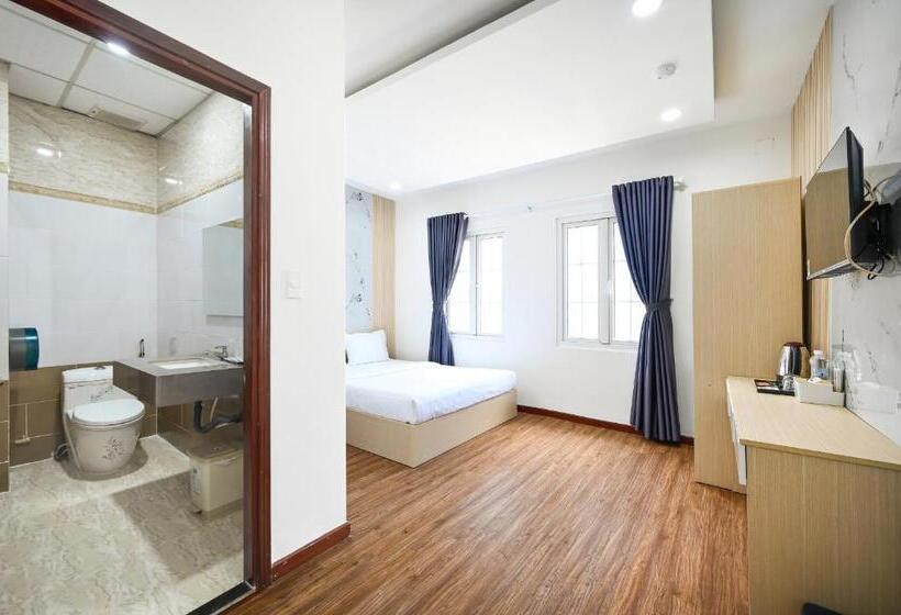 هتل Sunrise Airport