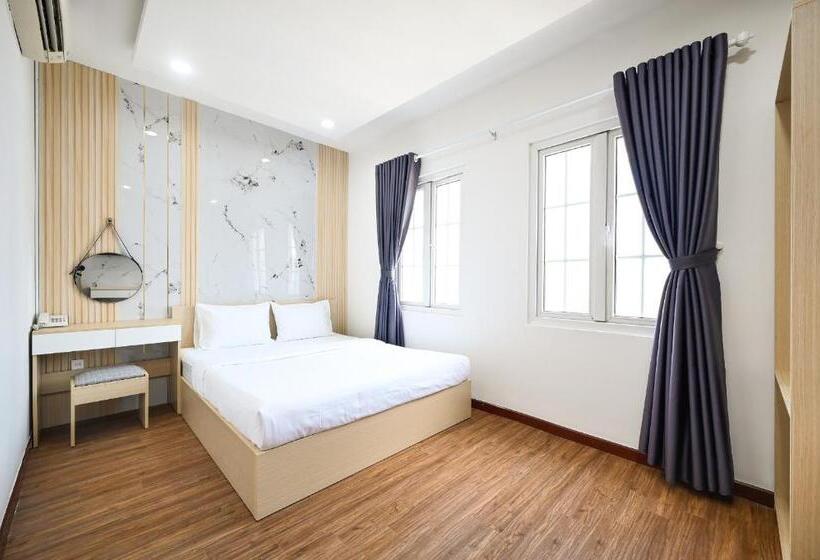 هتل Sunrise Airport