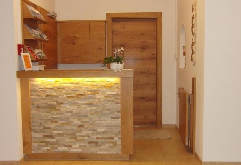 פנסיון Haus Amaris