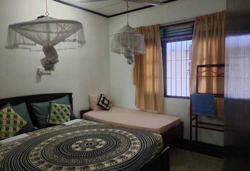 膳宿费 Moon Light Rest