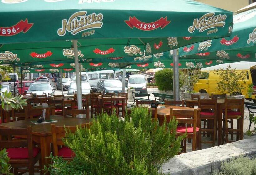 پانسیون Rooms Banićević