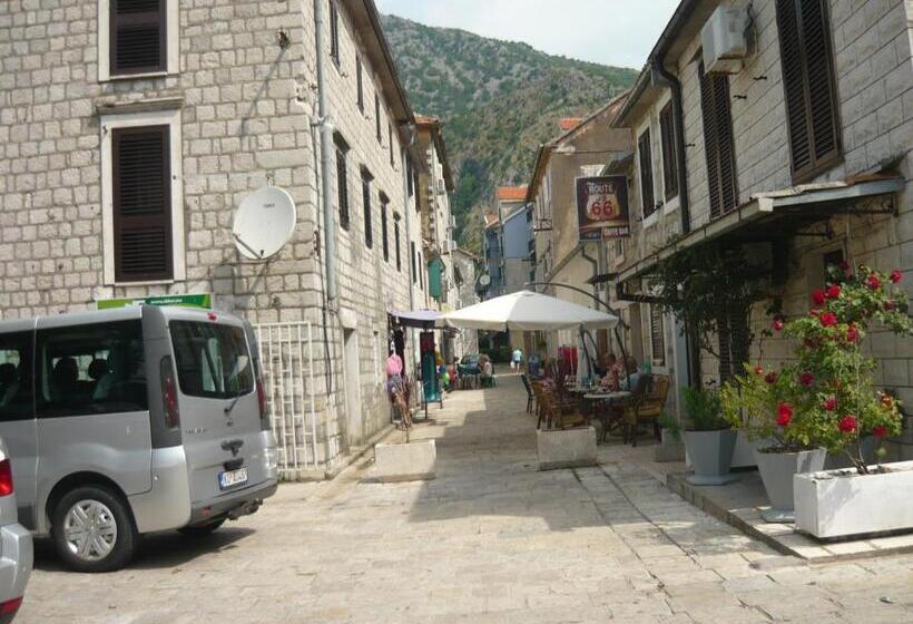 پانسیون Rooms Banićević