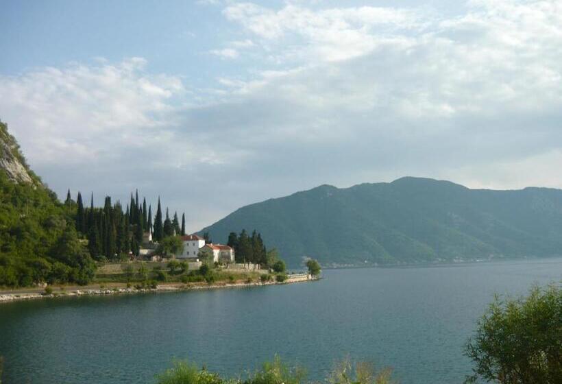 پانسیون Rooms Banićević