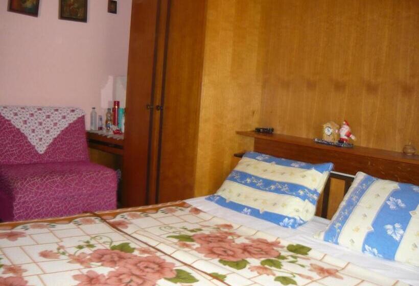 پانسیون Rooms Banićević