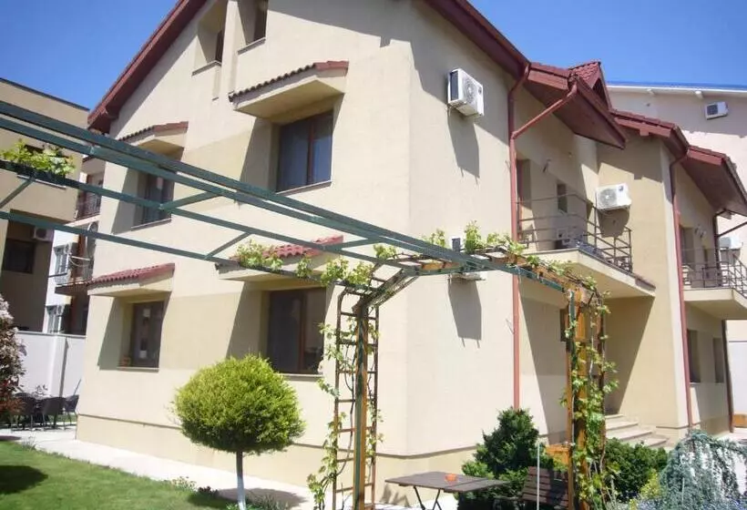 Majatalo Vila Doda