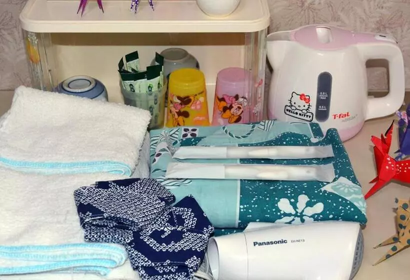 تختخواب و صبحانه Cotton 100%