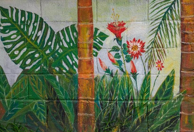 Dutchess Hotel And Restaurant