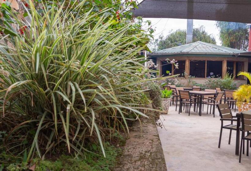 Dutchess Hotel And Restaurant