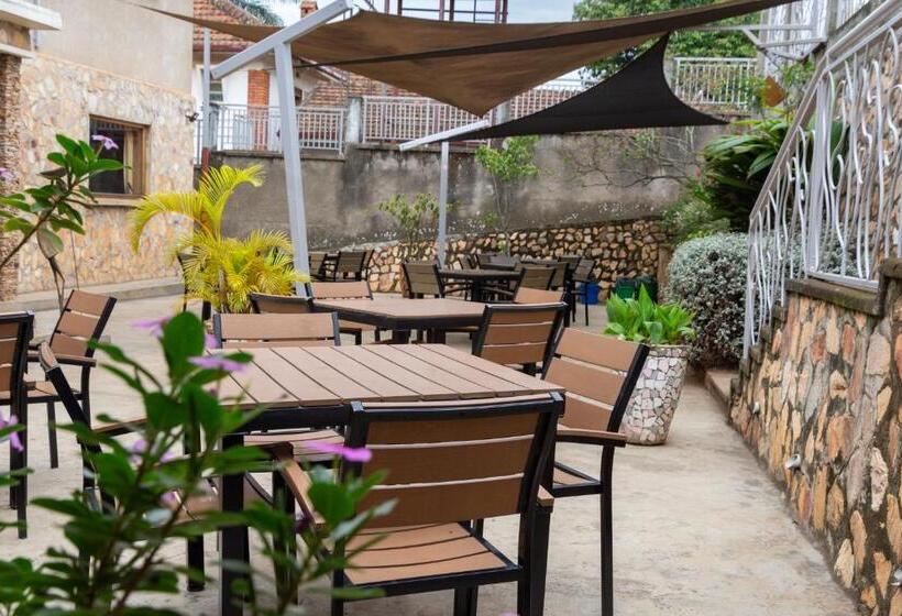 Dutchess Hotel And Restaurant