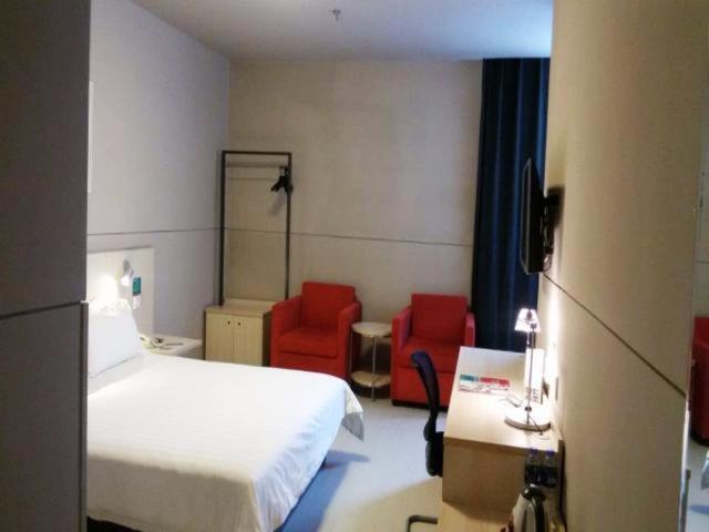 Hotel Jinjiang Inn Shijiazhuang Railway Station West Square Branch