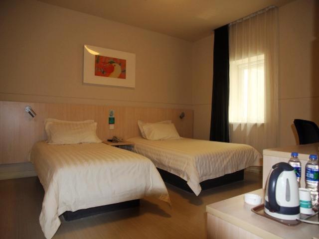 酒店 Jinjiang Inn Zhangjiakou Xuanhua People's Park