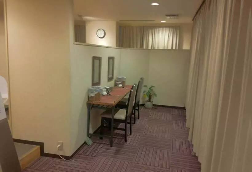 Hotelli Mito Riverside