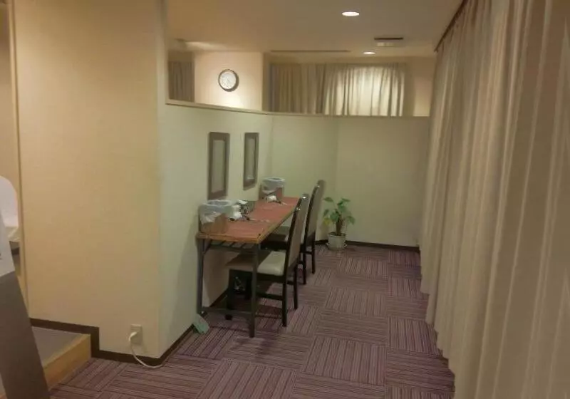 Hotelli Mito Riverside