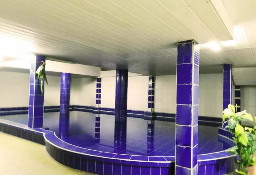 هتل Plaza Center