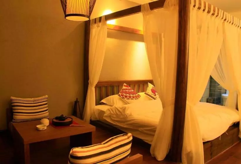 Hotelli The Corner Seaview