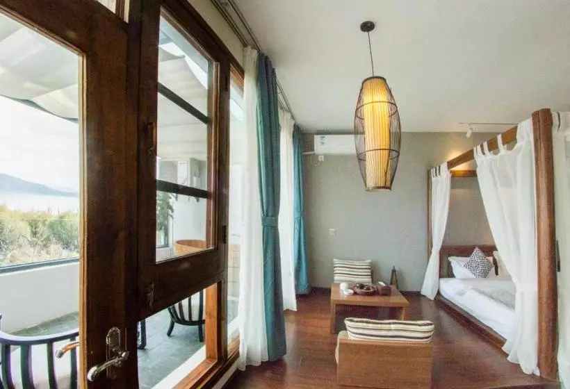 Hotelli The Corner Seaview