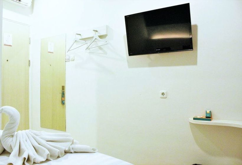 ホテル Zen Rooms Pasar Ikan Losari