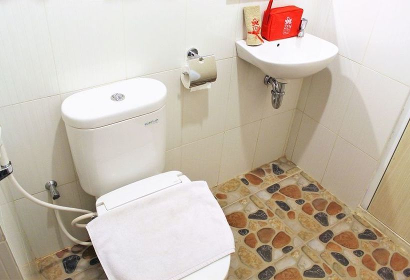 ホテル Zen Rooms Pasar Ikan Losari