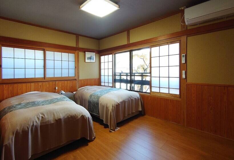 Ryokan Yunohira Kamiyanagiya