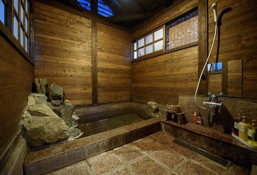 Ryokan Yunohira Kamiyanagiya