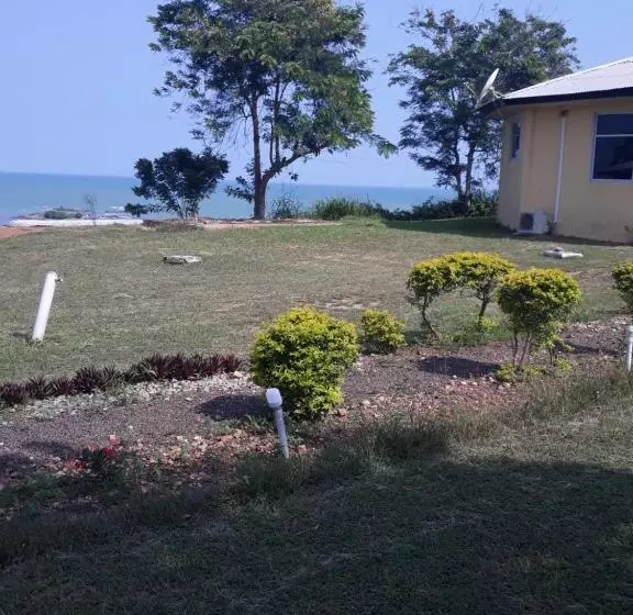 Abuesi Beach Resort