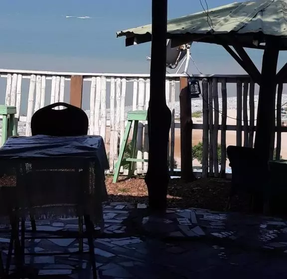 Abuesi Beach Resort