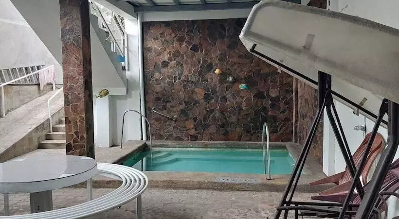 ベッドアンドブレックファースト Hostal Ruinas De San Sebastián
