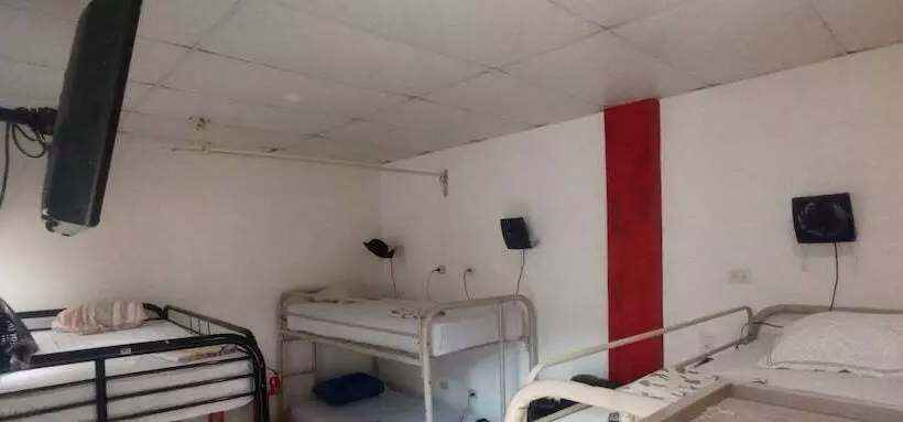 ベッドアンドブレックファースト Hostal Ruinas De San Sebastián