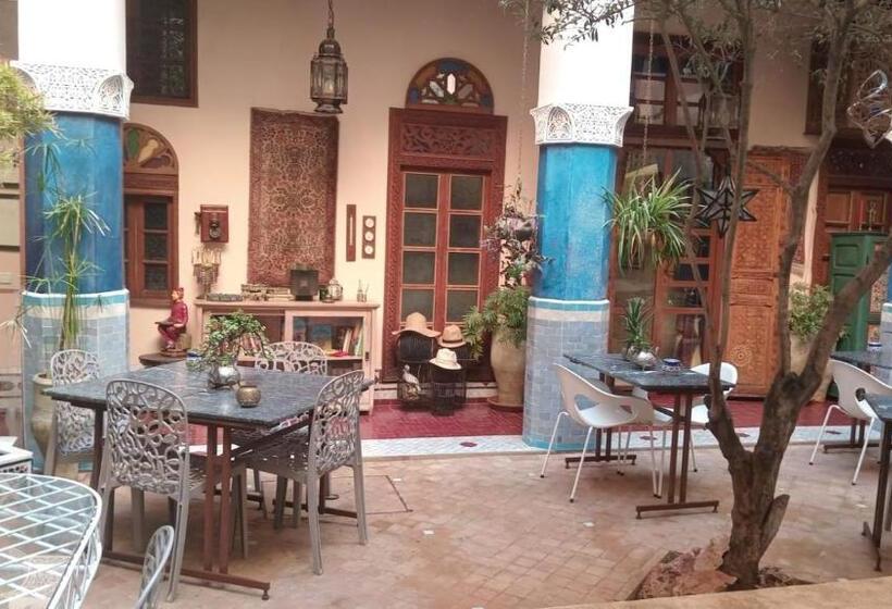 تختخواب و صبحانه Les Bains De Fez Tara