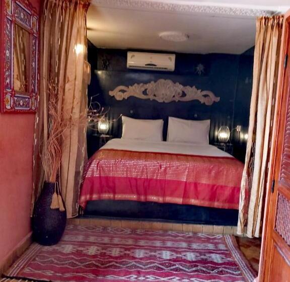 تختخواب و صبحانه Les Bains De Fez Tara