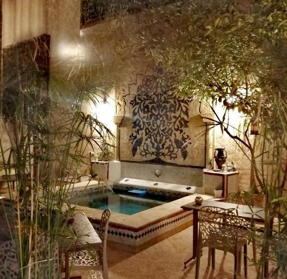 تختخواب و صبحانه Les Bains De Fez Tara