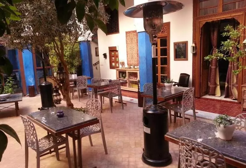 تختخواب و صبحانه Les Bains De Fez Tara