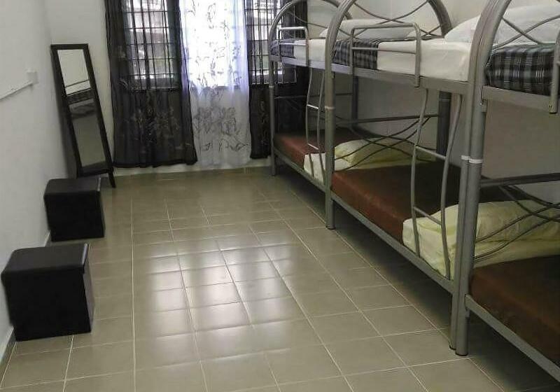 Bed and Breakfast Nature Backpackers