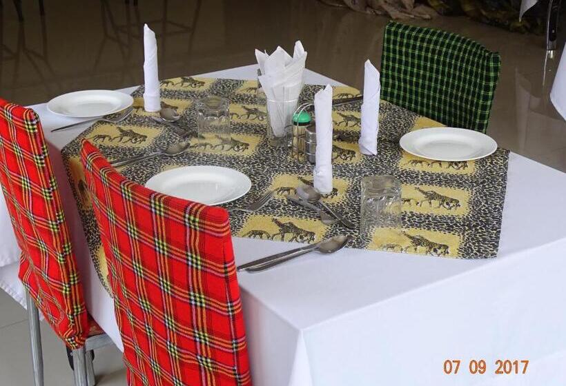 בית מלון כפרי Panama Inn