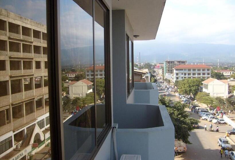 בית מלון כפרי Panama Inn