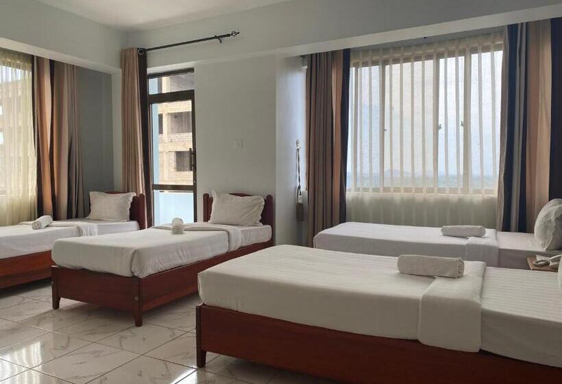 בית מלון כפרי Panama Inn