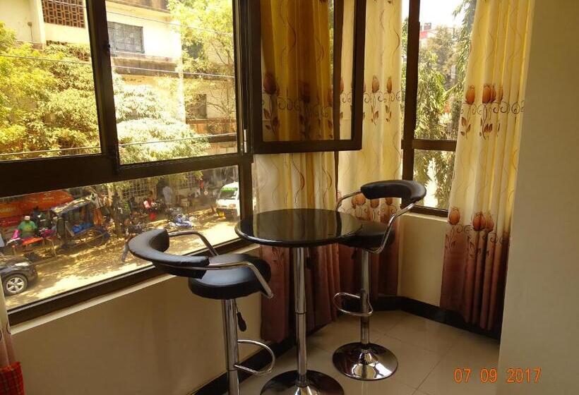 בית מלון כפרי Panama Inn